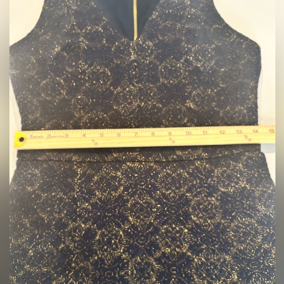 Michael Michael Kors Medallion
Jacquard Dress Size‎ S EUC - Picture 12 of 12